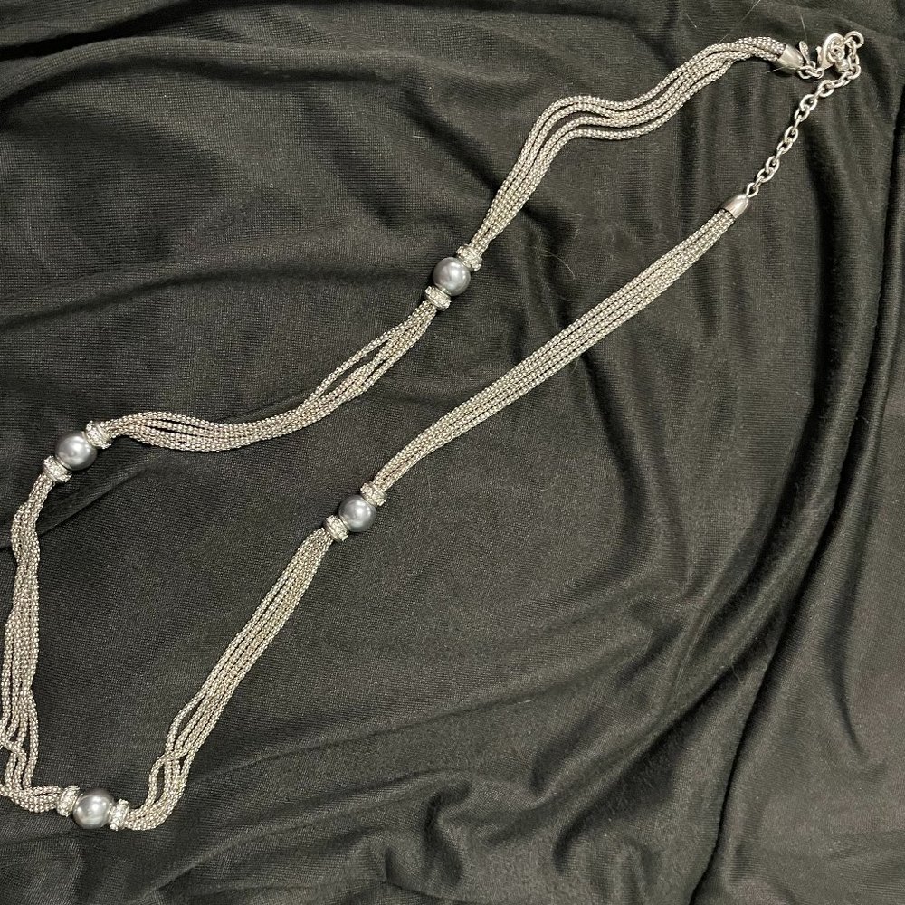 Silver chain with silver pearls
